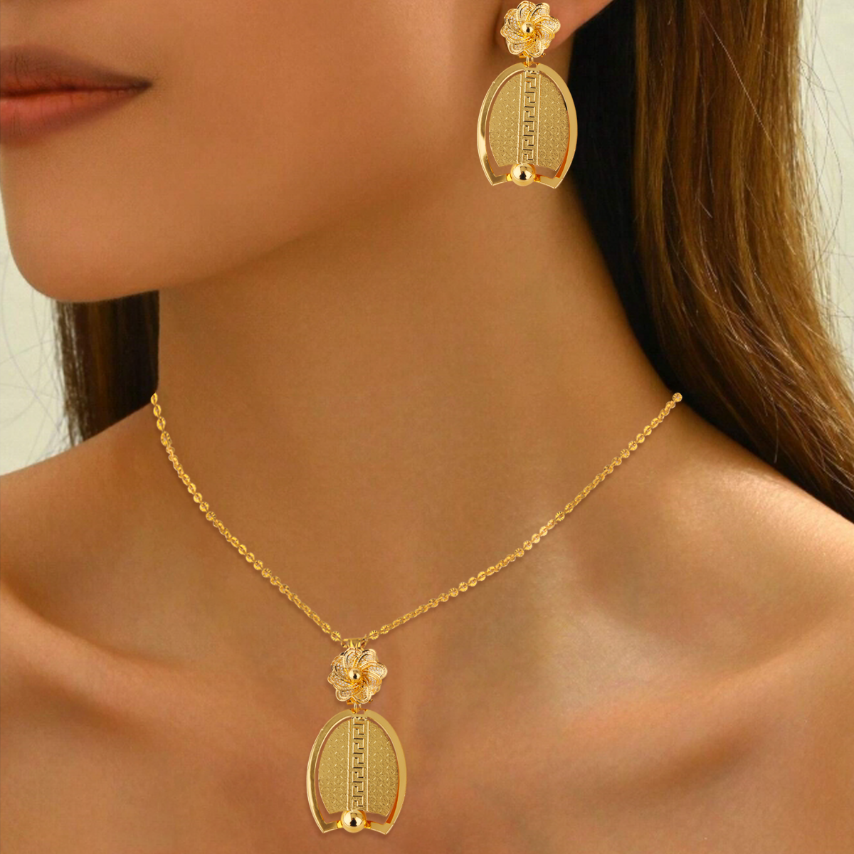 Model Kit Iron Man - Vintage Waterproof Stainless Steel Pendant Necklace,Gold