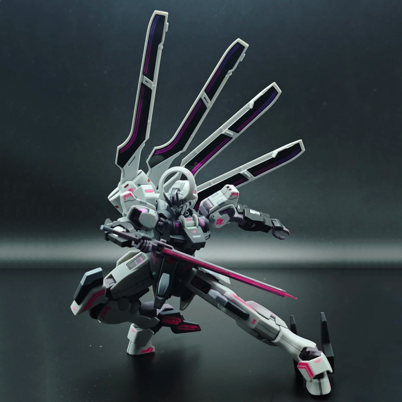 Model Kit Xiaoyaozi - HG 1/144 Schwarzette The Witch From