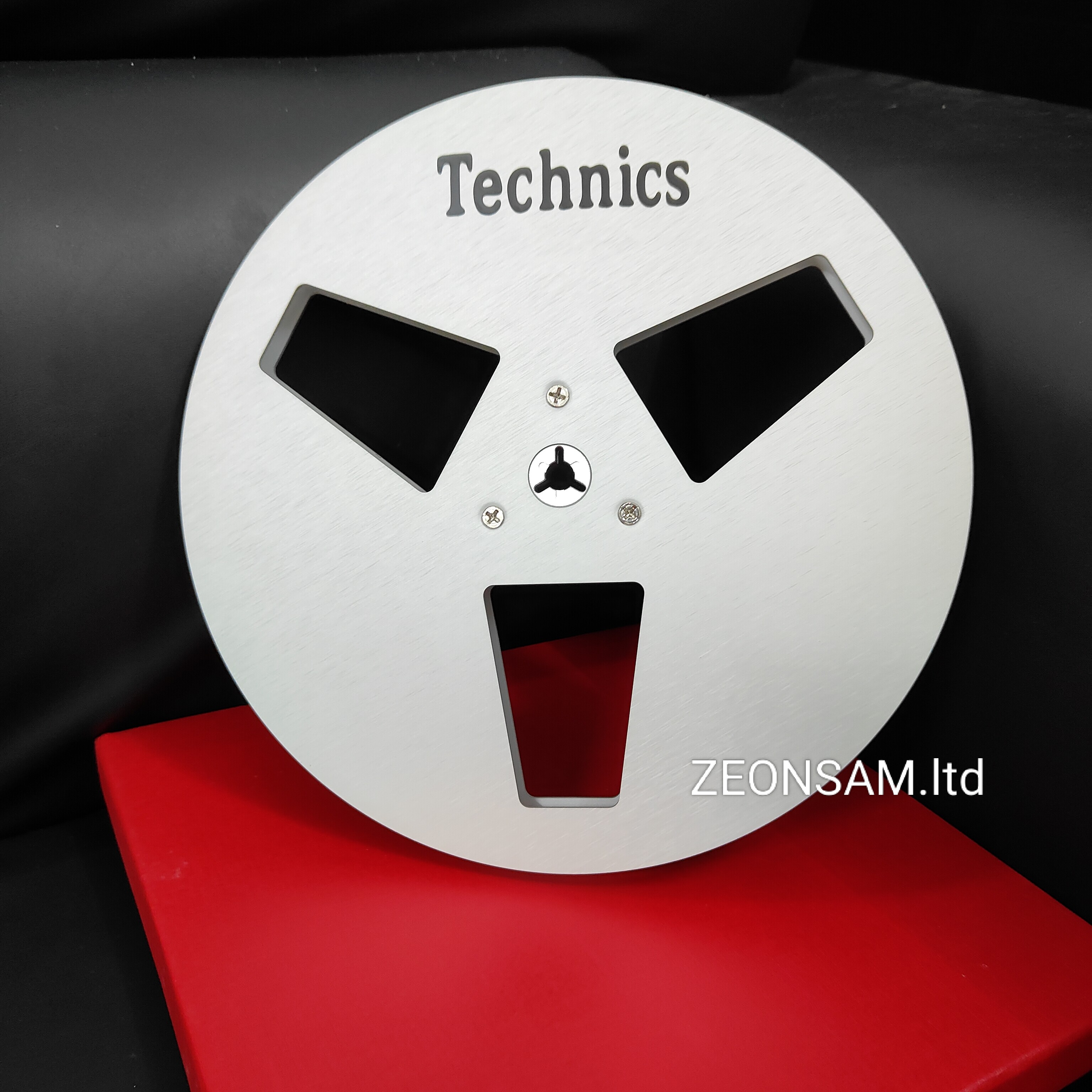 TECHNICS 8